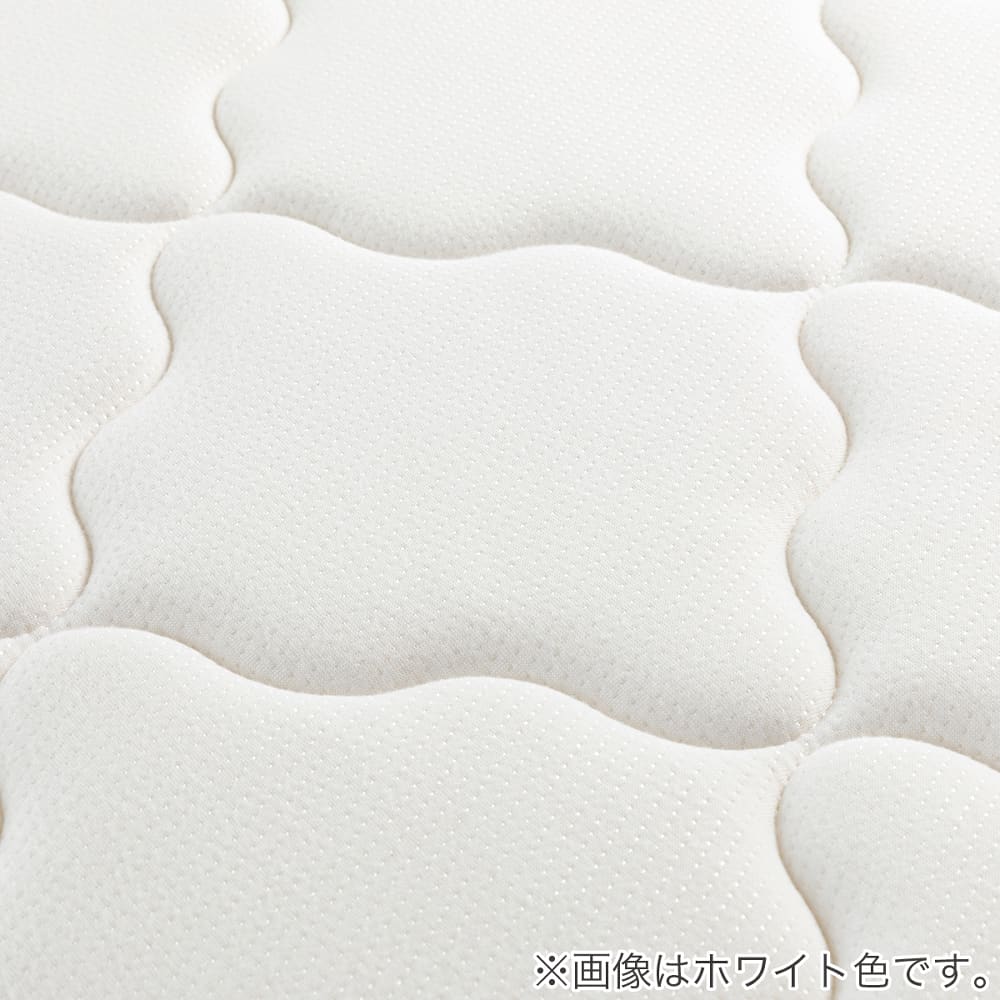 伸縮性に優れたニット生地